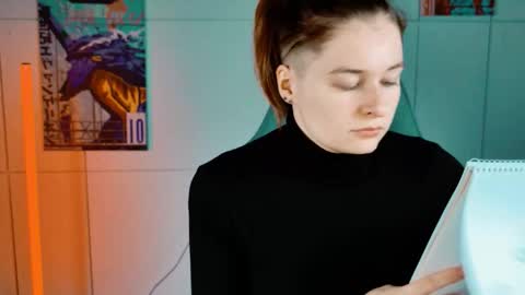 Bella online show from January 8, 9:04 am