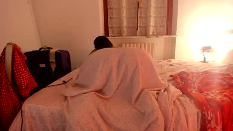 yoursensualparadise online show from September 21, 3:54 am