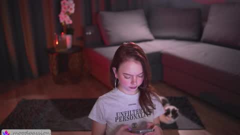 chillwithstacy online show from October 9, 9:09 pm