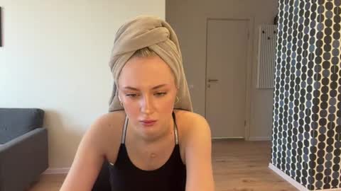 Chanelle online show from July 16, 10:51 am