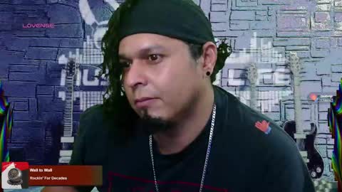 Enrique online show from March 3, 2:28 pm
