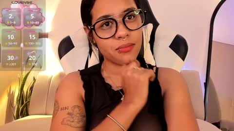 Snapshot of chloe_279 chatting on February 27, 8:46 am Jen online show from February 27, 8:46 am