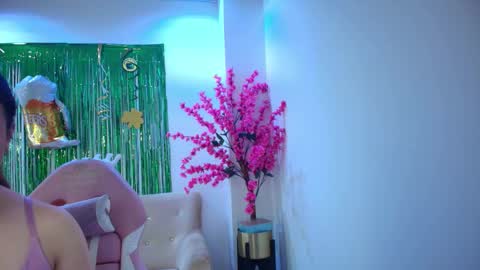 Chloe online show from March 18, 11:16 am