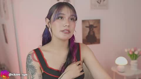 Chloe  online show from May 30, 6:01 am