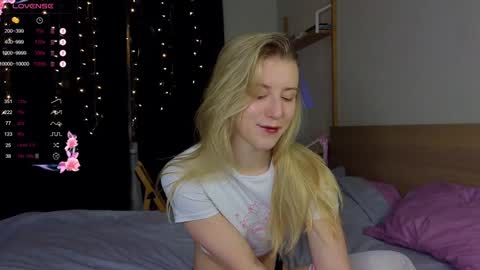 Snapshot of chloe_guidry chatting on January 12, 2:14 am Arianaa Mourrr online show from January 12, 2:14 am