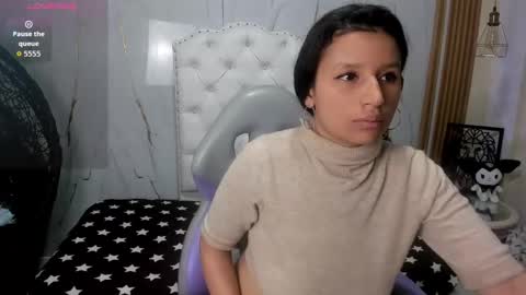 Snapshot of chloe_littlee chatting on September 11, 2:07 pm chloe_littlee online show from September 11, 2:07 pm
