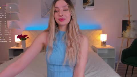 Snapshot of chloe_lov_ chatting on February 27, 2:00 pm Chloe Lov GTM2 Mon Tue Thu Sat Sun 0400am - 1030m online show from February 27, 2:00 pm