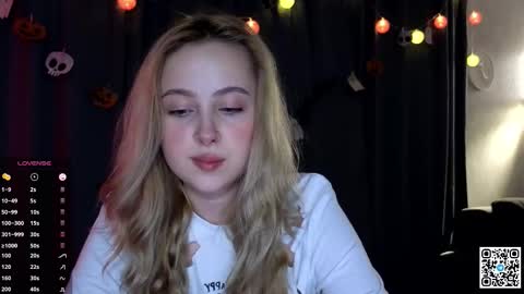  Chloe  online show from October 28, 4:02 am