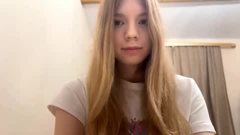 hloe online show from November 27, 6:48 pm