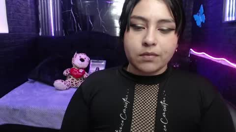 chloe_smith5 online show from May 21, 6:14 pm