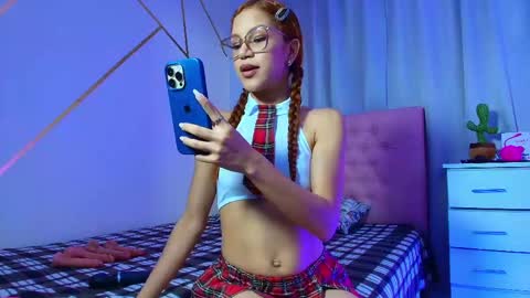 Lulu  online show from May 17, 1:04 am