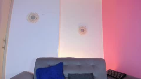 Chloe Miller  online show from October 6, 5:25 am