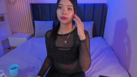   online show from September 11, 8:32 pm