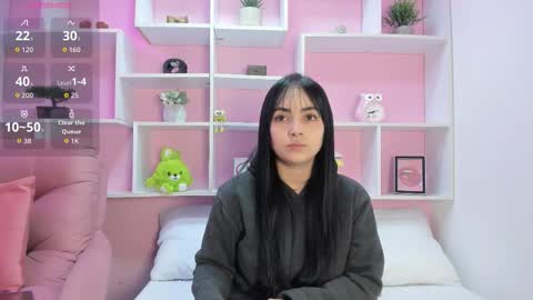 Chloe online show from February 15, 2:38 pm