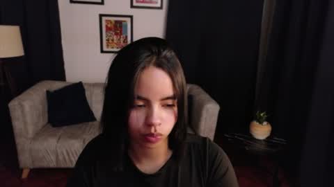  chloe  online show from August 2, 11:06 pm