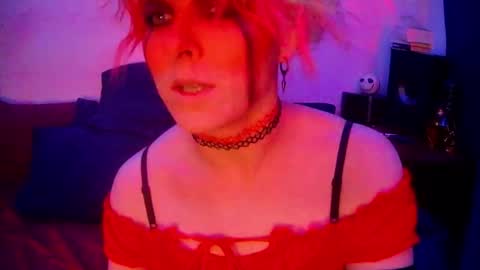 Snapshot of chloekissxo chatting on February 15, 2:37 am Chloekissxo online show from February 15, 2:37 am