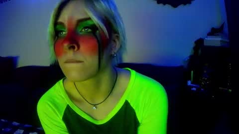 Snapshot of chloekissxo chatting on December 8, 1:30 am Chloekissxo online show from December 8, 1:30 am