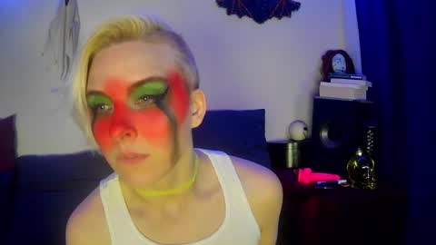 Snapshot of chloekissxo chatting on January 16, 1:48 am Chloekissxo online show from January 16, 1:48 am