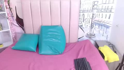 chloelust707rs online show from April 6, 4:46 am