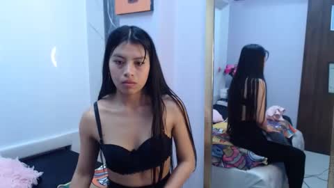 ChloeSignup For Free  Join my Fan Club online show from January 19, 2:57 am