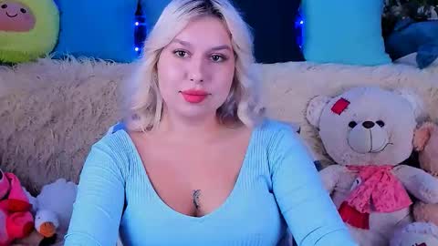 Snapshot of chloericci chatting on September 11, 8:48 am ChloeRicci online show from September 11, 8:48 am