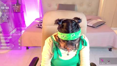 Snapshot of chloerossee chatting on September 10, 1:28 am Chloe rosse online show from September 10, 1:28 am