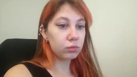 Chloe online show from September 16, 9:44 am