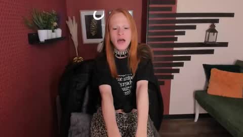 Chloe online show from October 8, 9:48 am