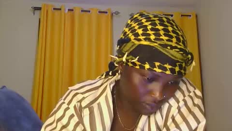 Snapshot of chocalate_sexx chatting on September 15, 10:55 pm chocalate_sexx online show from September 15, 10:55 pm