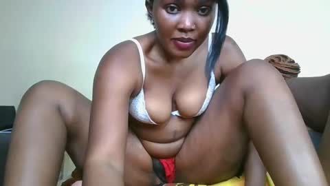 Snapshot of choco_baeb chatting on February 17, 8:16 pm nei online show from February 17, 8:16 pm