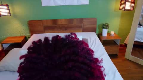 Camila Love online show from October 25, 1:33 pm