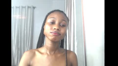 choco_petitqueen online show from March 12, 7:12 am