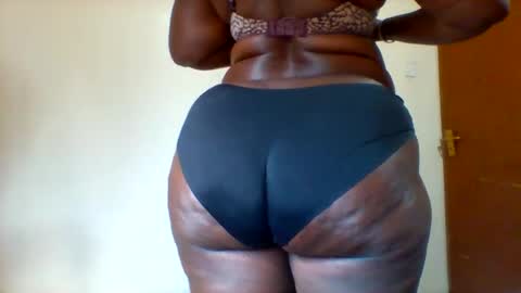 chocobabe002 online show from November 17, 10:40 am