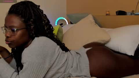 Amber online show from January 28, 5:35 pm