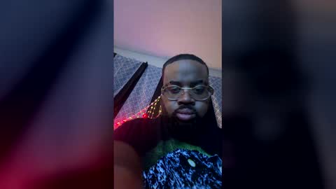 chocolatedickeater online show from April 26, 10:13 am