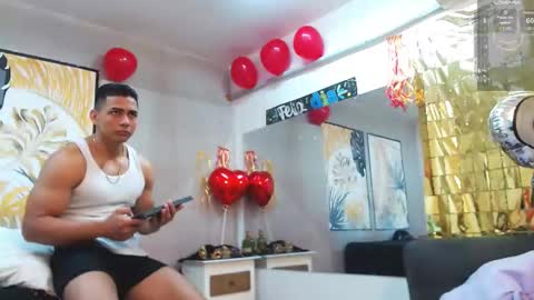 Snapshot of choreythaiylor chatting on February 20, 2:46 pm Chorey Thaylor online show from February 20, 2:46 pm