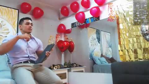 Snapshot of choreythaiylor chatting on February 15, 2:55 pm Chorey Thaylor online show from February 15, 2:55 pm