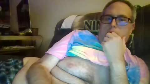 Snapshot of chris032778 chatting on September 20, 4:26 am nice small cock online show from September 20, 4:26 am