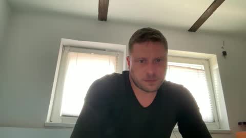 Chris online show from March 31, 8:37 am