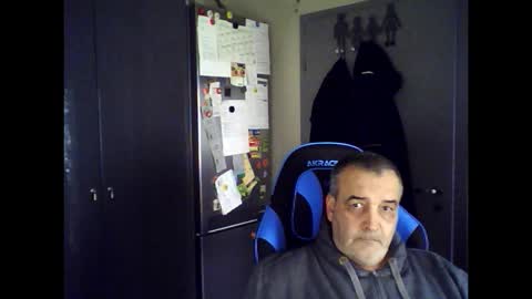 Chris online show from September 25, 10:33 am