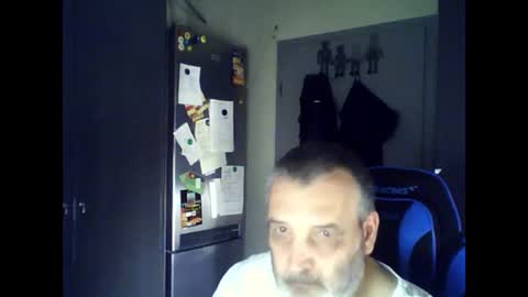 Chris online show from July 18, 9:44 am