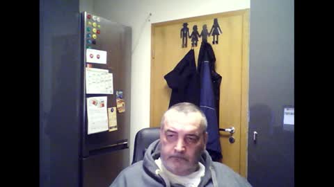 Chris online show from January 5, 4:36 am