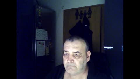 Chris online show from January 1, 6:05 am