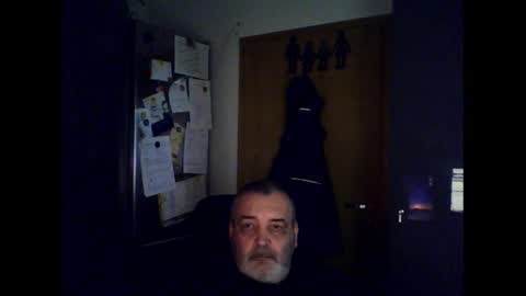 Chris online show from December 5, 7:32 am