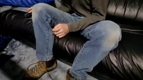 chris526520 online show from January 5, 4:38 pm