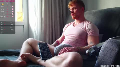 redhead thief of sausages and hearts online show from February 8, 8:52 am