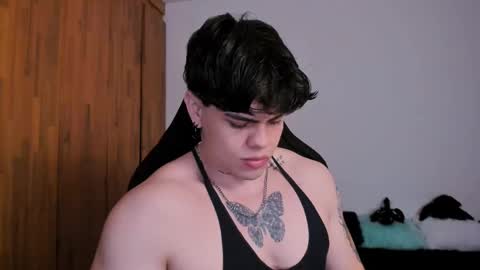 Chris Cooper Independent model online show from February 15, 3:52 am