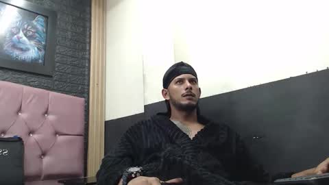 Snapshot of chris_dick2 chatting on October 21, 4:06 am chris_dick2 online show from October 21, 4:06 am