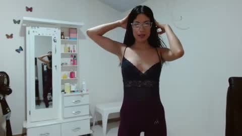 Snapshot of chris_gil785 chatting on January 3, 3:01 pm Christal Gil online show from January 3, 3:01 pm