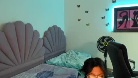 Snapshot of chris_gil785 chatting on January 7, 10:30 pm Christal Gil online show from January 7, 10:30 pm